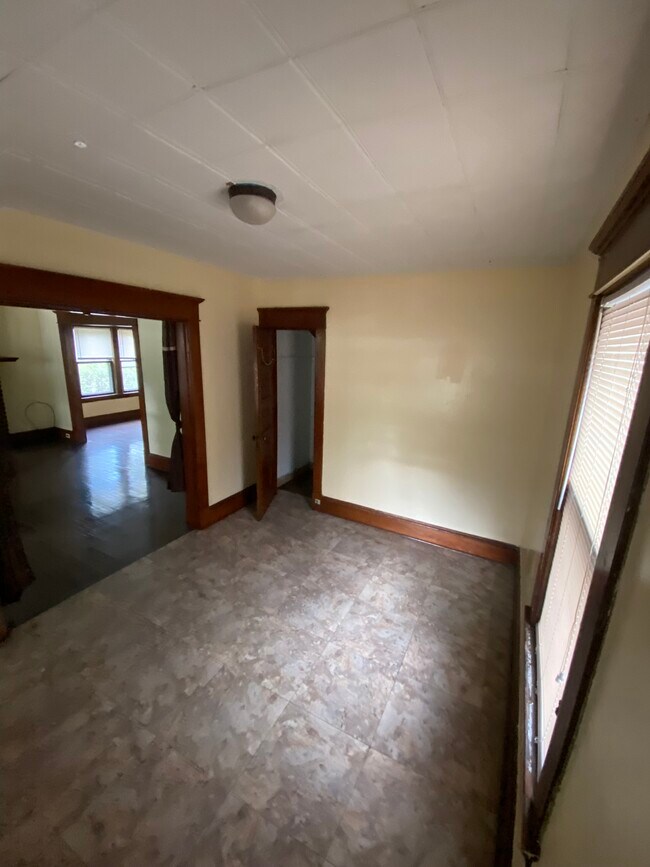 Building Photo - 120 Orange St