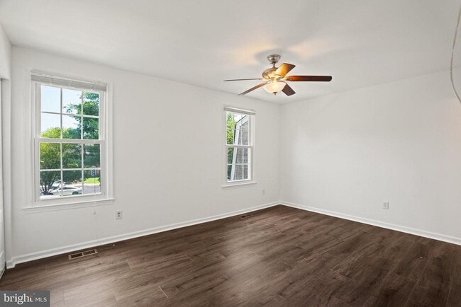 Building Photo - 9347 Weathervane Pl