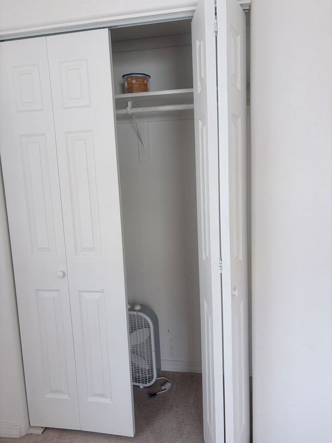 Building Photo - Lovely Bayfield Townhouse