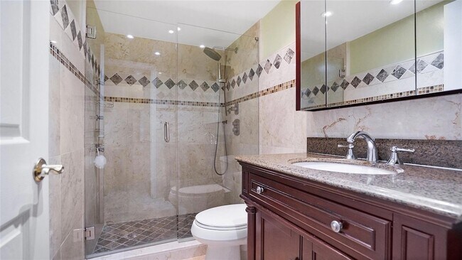 Building Photo - 4250 Galt Ocean Dr