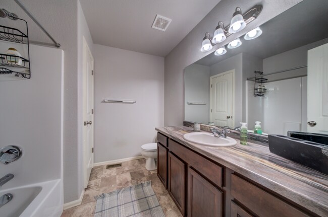 Building Photo - 7423 Sand Lake Heights