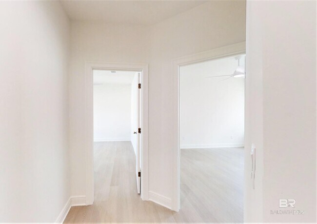 Building Photo - 2704 Bienville Ave