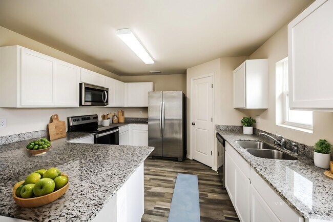 Building Photo - 1109 SW 2nd St