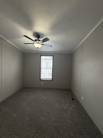 Building Photo - 11222 Shady Brook Ct
