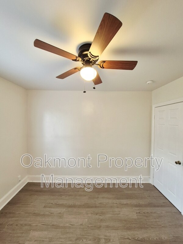 Building Photo - 115 Slagle Ave