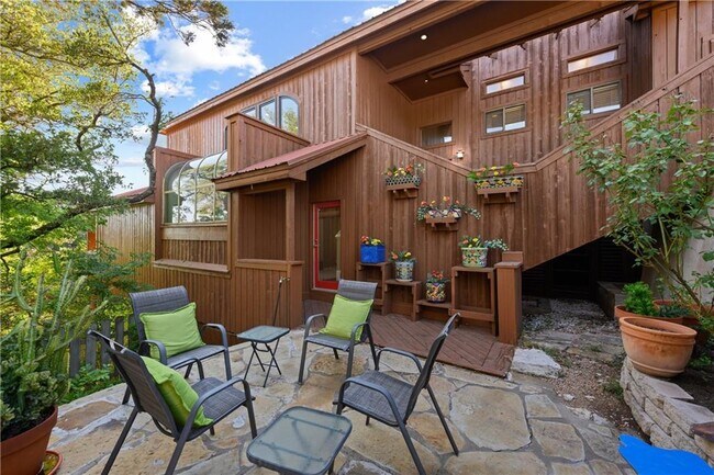 Building Photo - 10108 Talleyran Dr