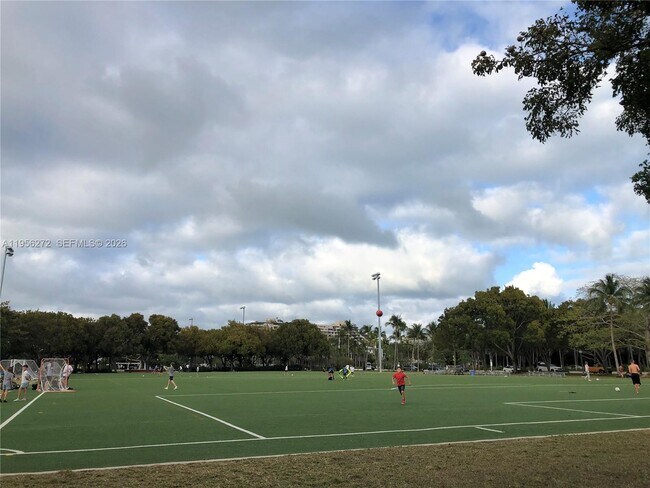 Building Photo - 255 Sunrise Dr