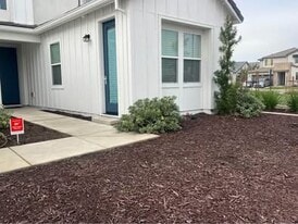 Building Photo - 2890 Irish Meadow Way