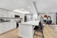 Building Photo - 955 Dotterel Rd