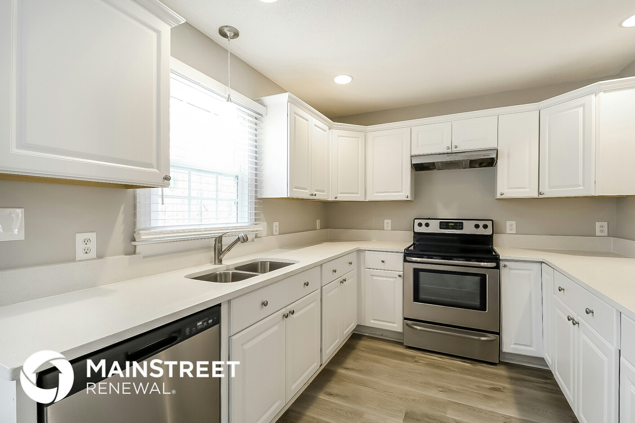 Building Photo - 8812 Reigate Ln