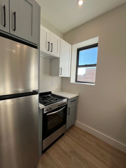 Building Photo - 268 Martin Luther King Jr Dr