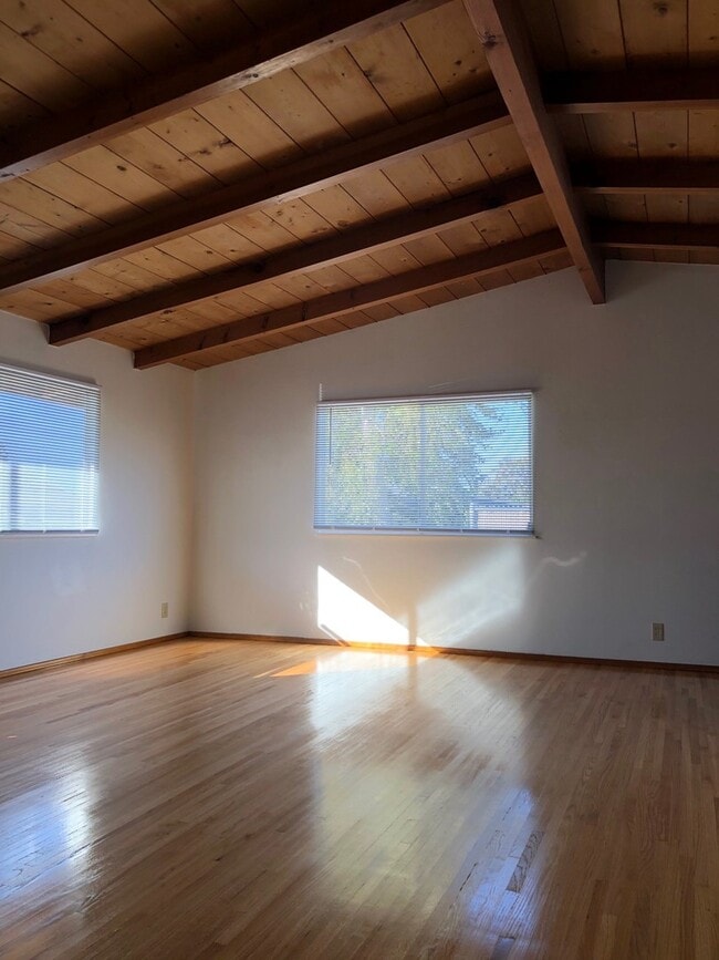 Building Photo - 3255- 3257 San Pablo