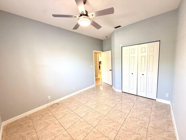 Building Photo - 3162 Via Poinciana