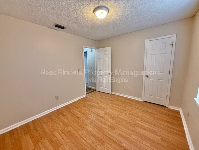 Building Photo - 2641 Sam Houston Pl
