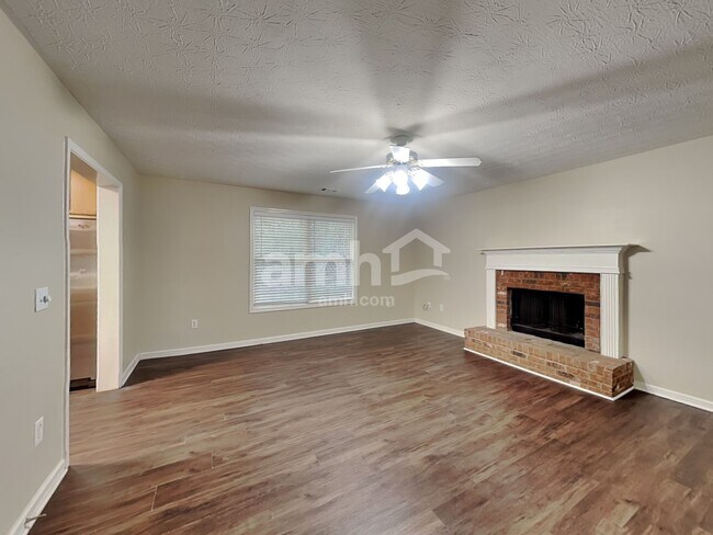 Building Photo - 2769 Wynhaven Oaks Way