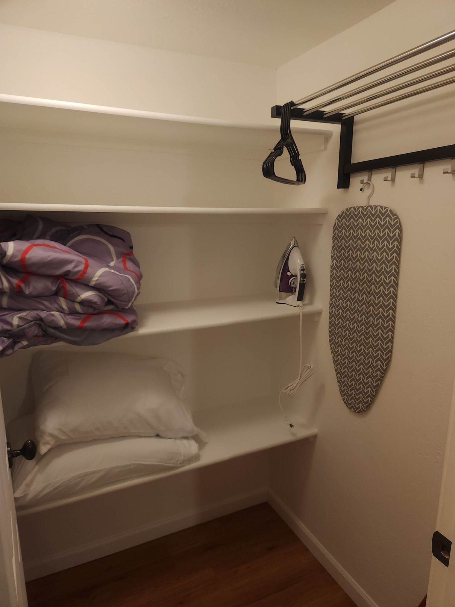 Building Photo - 1428 Crown Ave