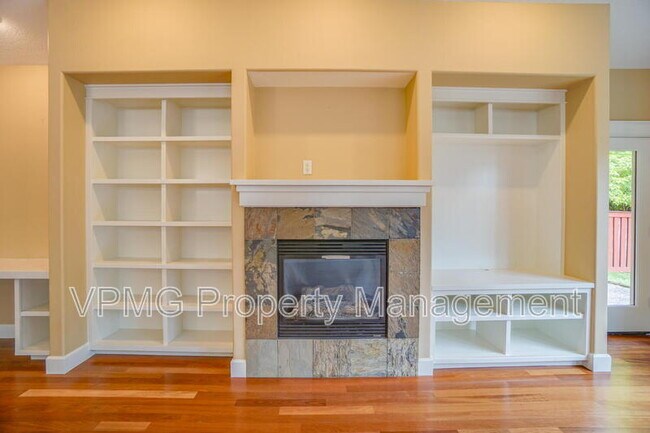 Building Photo - 1403 SE 194th Pl