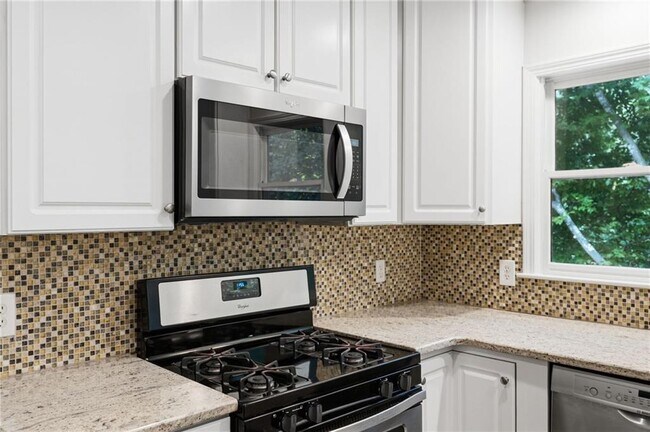 Building Photo - 620 Brook Landing Ct
