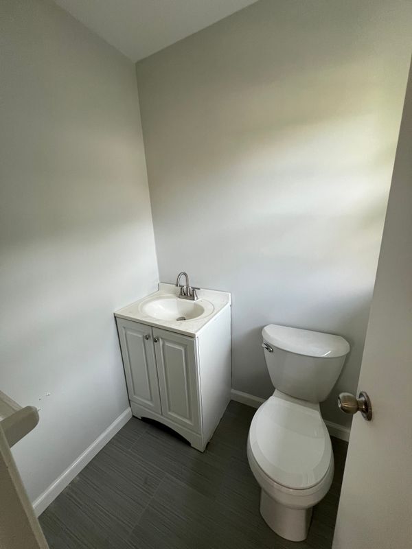 Building Photo - 485 Peet St