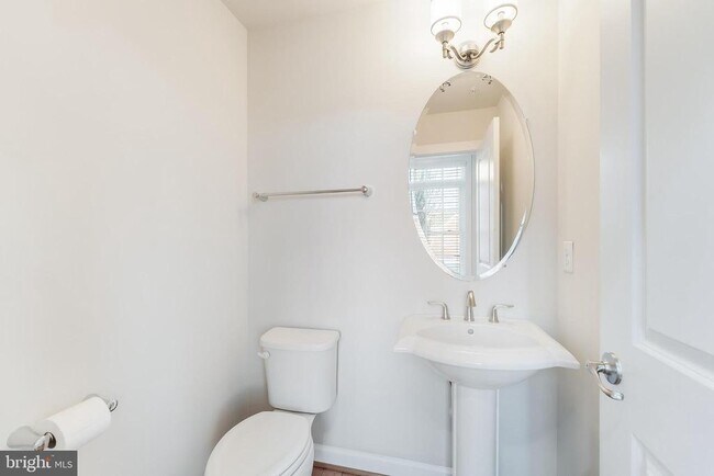 Building Photo - 3104 Magellan Ct