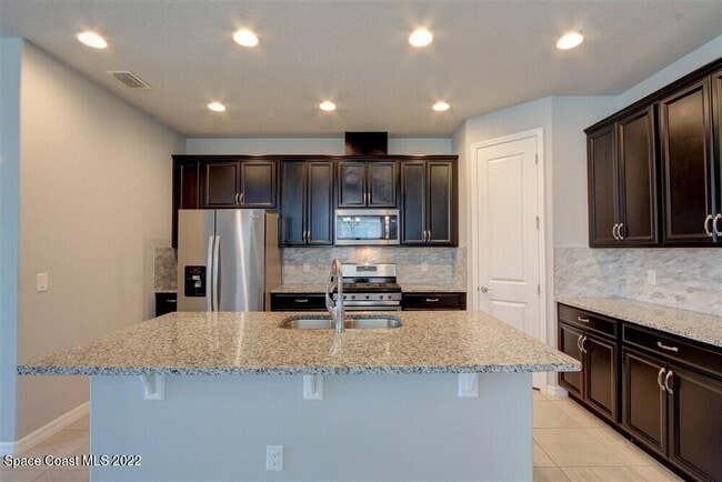 Building Photo - 7753 Poulicny Ln