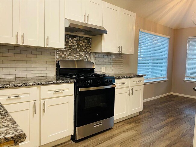 Building Photo - 20803 Lavenderwood Dr