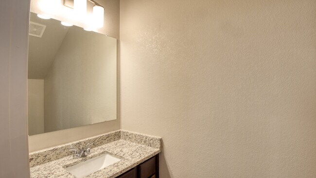 Building Photo - 4089 Cross Park Dr