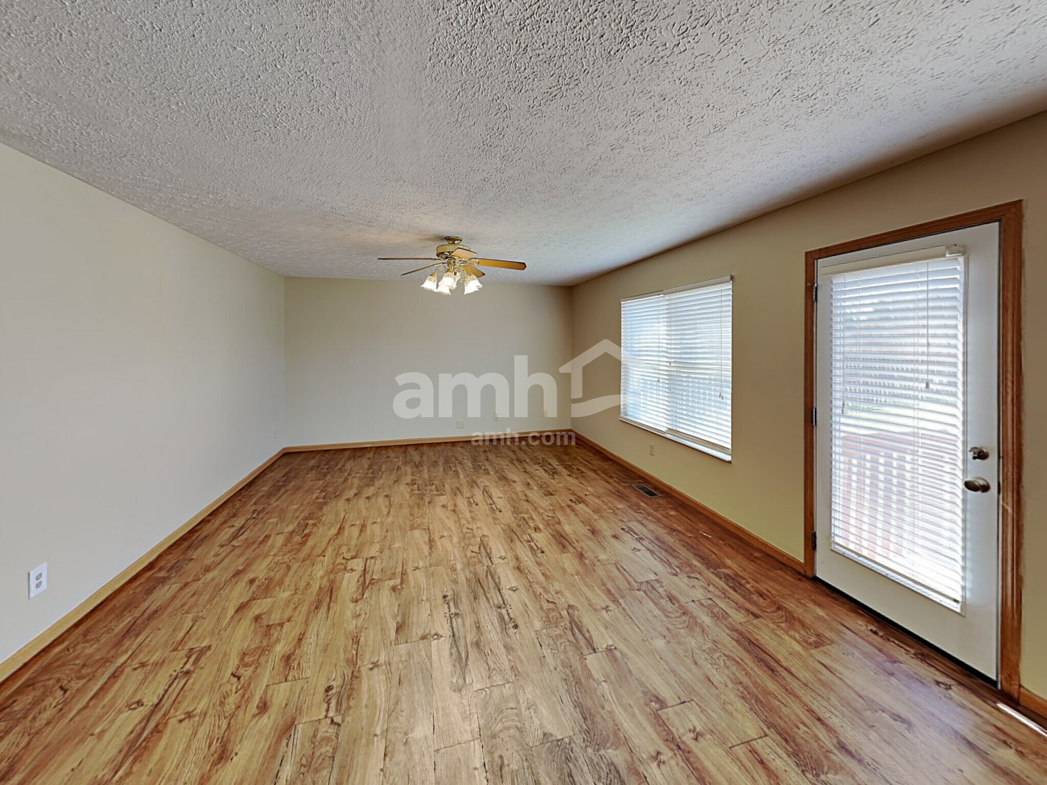 Building Photo - 45 Purple Finch Loop