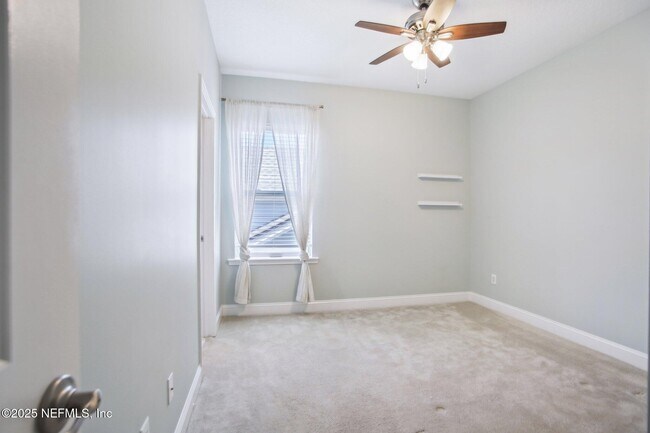 Building Photo - 439 Pelican Pointe Rd