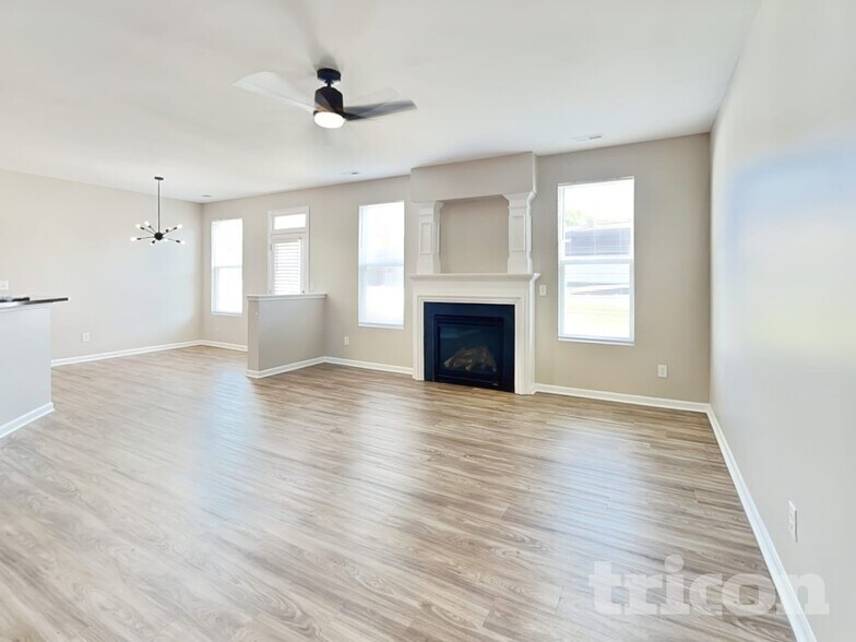 Building Photo - 510 Rook Rd