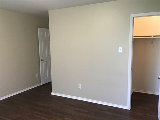 Building Photo - 4706 Buescher Ct