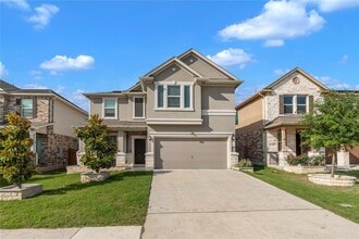 Building Photo - 520 Ayinger Ln