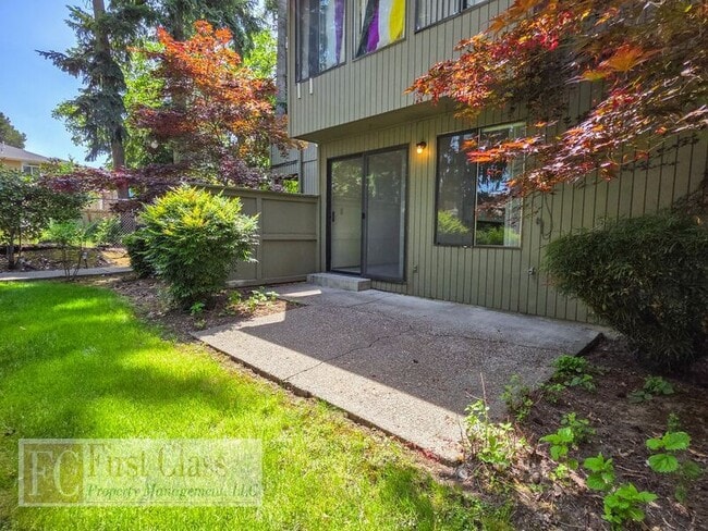 Building Photo - 4860 SW Murray Blvd