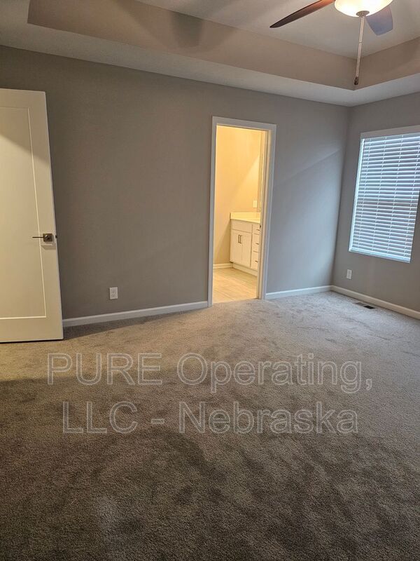 Building Photo - 17451 Tucker St