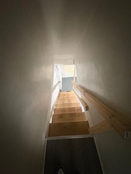 Building Photo - 3309 Presstman St