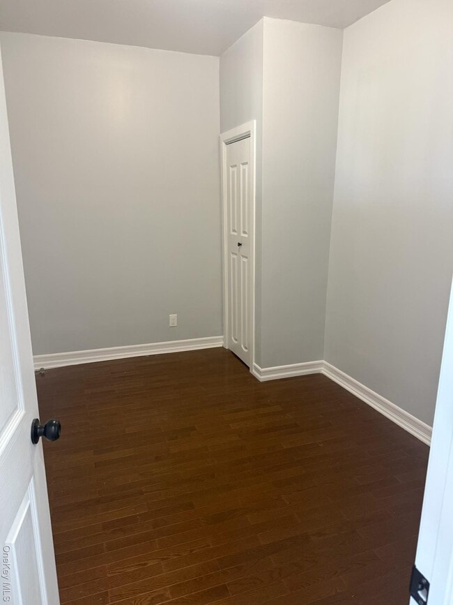 Building Photo - 166A Schaefer St