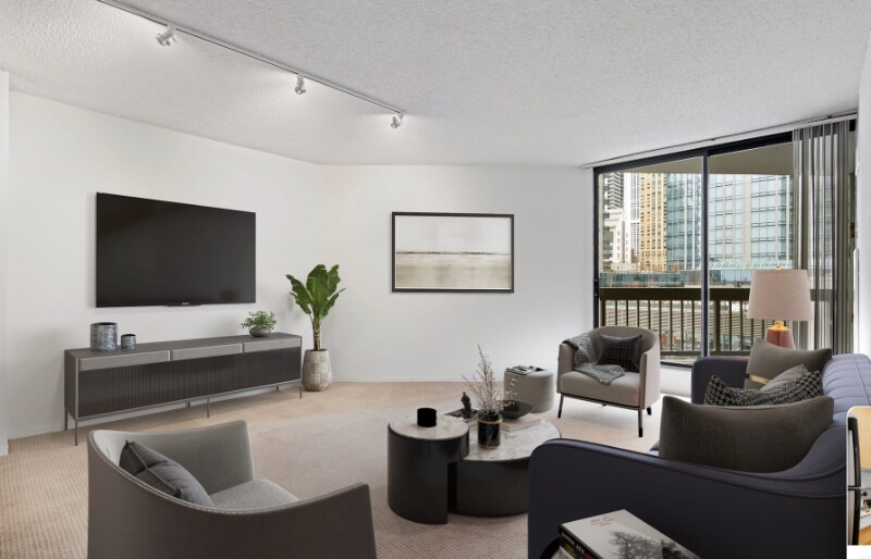 Building Photo - 710 N Dearborn St