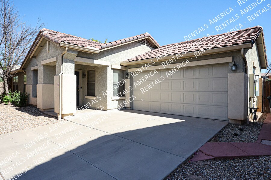 Building Photo - 9404 W Terri Lee Dr