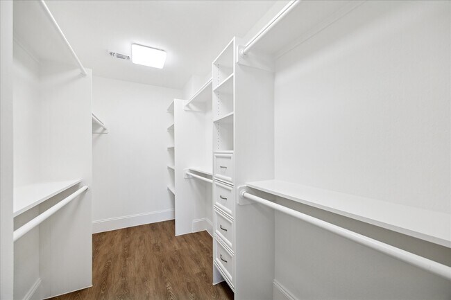 Building Photo - 3123 W Heatherock Cir