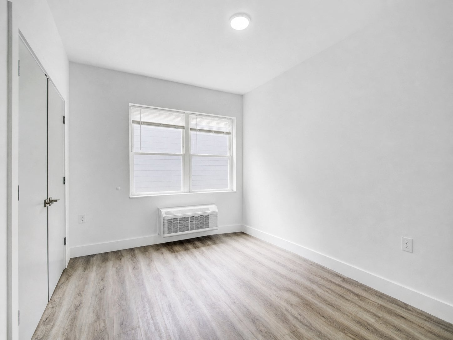 Building Photo - 1127 Stuyvesant Ave.