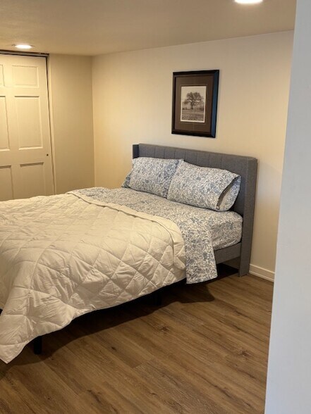 Building Photo - 114 N 4th St