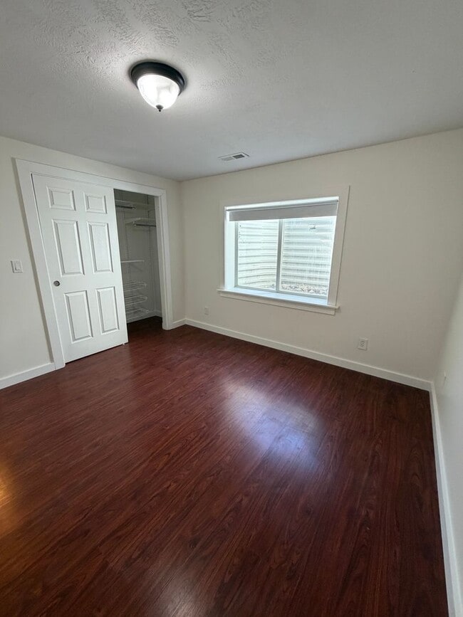 Building Photo - 8244 Birch Water Ln