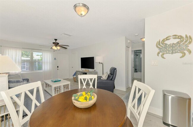 Building Photo - 1137 N Moonmist Ct