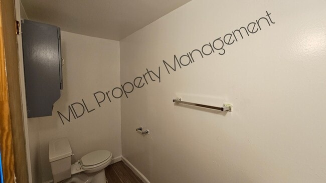 Building Photo - Beautiful 3 bed 1.5 bath home with Pole Barn and Shed in Auburn, MI!