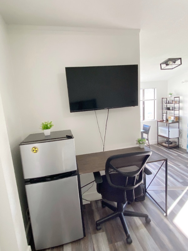 Building Photo - 416 N Lee Ave