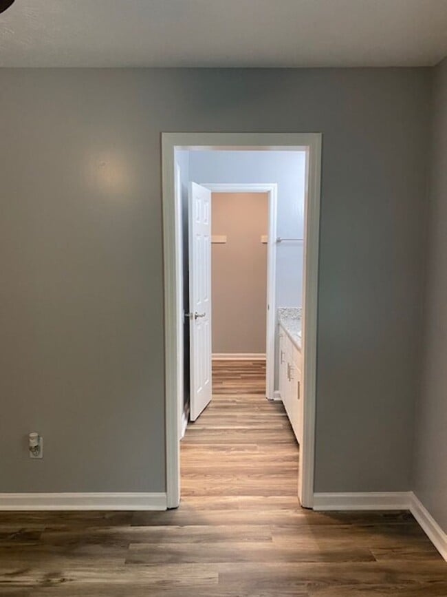 Building Photo - Totally Remodeled and Ready for YOU.