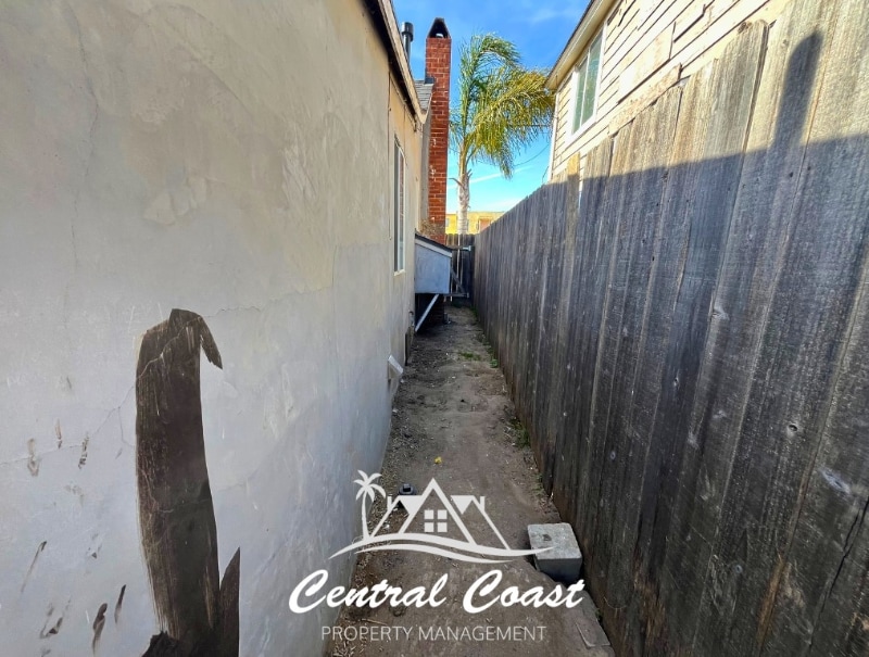 Building Photo - 0 W Jones St