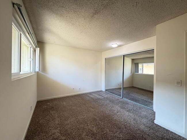 Building Photo - 4115 Hilaria Way