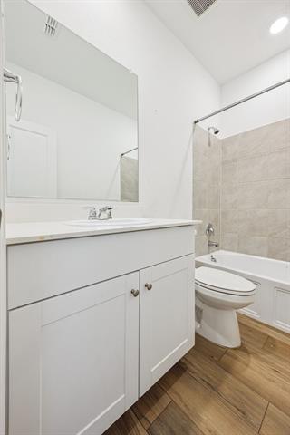 Building Photo - 1108 Flameleaf Dr