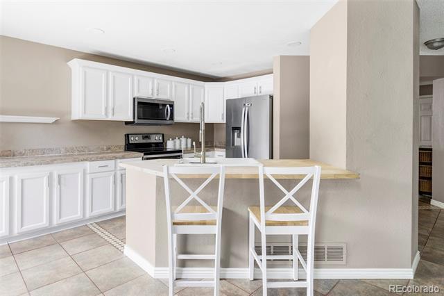 Building Photo - 9671 Whitecliff Pl